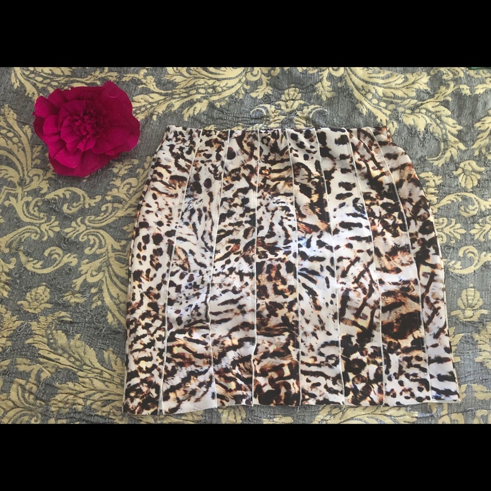 Zara Leopard Print Scuba Skirt